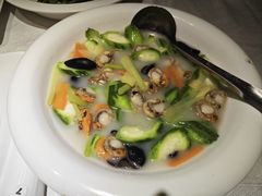 -大树头·森林餐厅(石碁店)