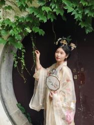 -洛水阁·汉服妆造体验馆(山塘街店)