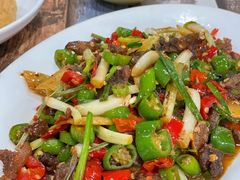 芹菜辣椒炒牛肉-南雄雄州土菜餐厅(粤北大厦店)