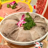 也太会了吧！居然在火锅里面倒凉茶 