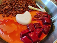 -山城年华老火锅(玉林店)