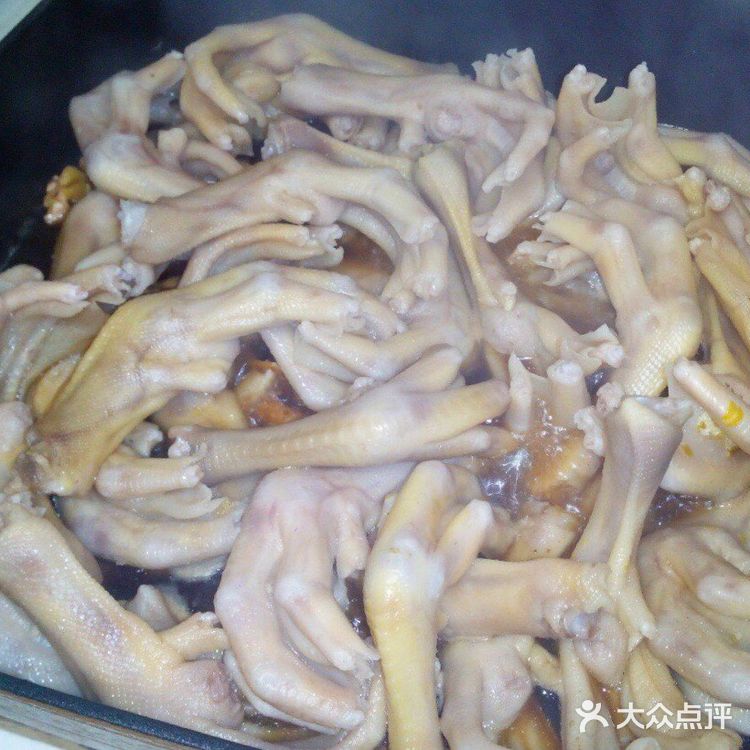 炎炎夏日来份自制的卤鸭脚配冰饮不要太爽