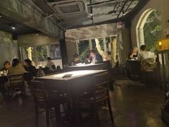 -穹六人间 people 6(岳阳路店)