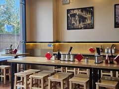 -碗里捞川渝特色面(沙河玖耀里店)