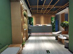 -秋果酒店(北京中日友好医院和平里地铁站店)