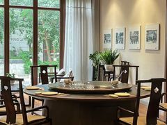 -黔蘑菇四季餐厅(观山湖店)