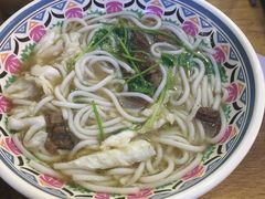 -鑫花溪牛肉米粉(人民广场店)