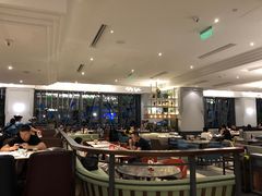 -港丽餐厅(高德置地店)