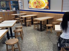 -粉小主·贵州酸汤牛肉粉(南京仙林金鹰店)