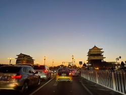 点击看大图 -THE QUEEN(北京店)