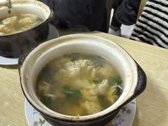 -小许三鲜砂锅馄饨店(家多乐烟酒店)