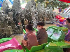 -顺德大良半月城游乐场