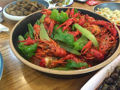 -鲁小三·大骨自助(金山总店)