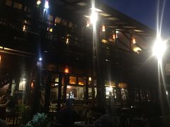 -Dash Teak House