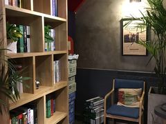 -HIGH FIVE哈福手工汉堡(桂林路店)