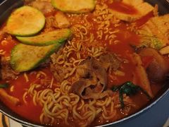 -KimPro 辛普乐概念韩餐