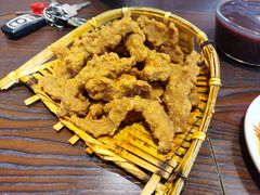 -爆炸头阿姨小四川正宗川味小吃(无任何分店)
