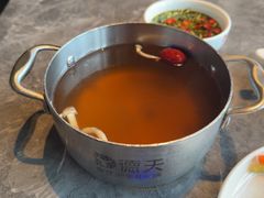 -德天肥牛海鲜火锅(城西银泰店)