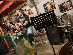 -南锣鼓巷吉他吧(鼓楼店)