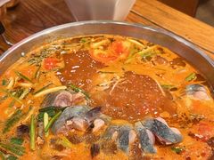 -亮欢寨酸汤鱼(沙冲路店)