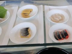 -怡豪大饭店·银顶旋转餐厅