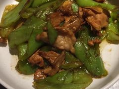 -龙巢盱眙龙虾·牛蛙·烧烤宵夜(八卦岭店)
