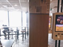 -麦当劳(国家体育场南路店)