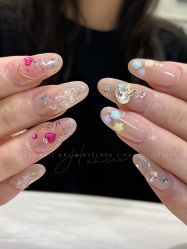 -花岐款式专研健康美甲沙龙