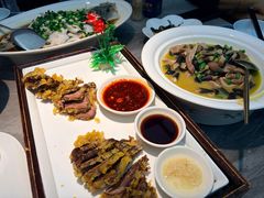 -鱼你相聚·河鲜馆(袁家岭店)