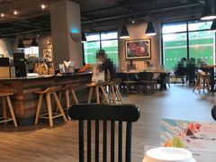 -星巴克(西藏路店)