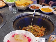 -山河屯铁锅炖(绥望路店)