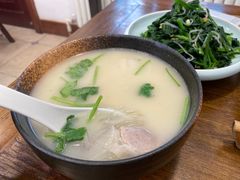 -汤河清真餐馆