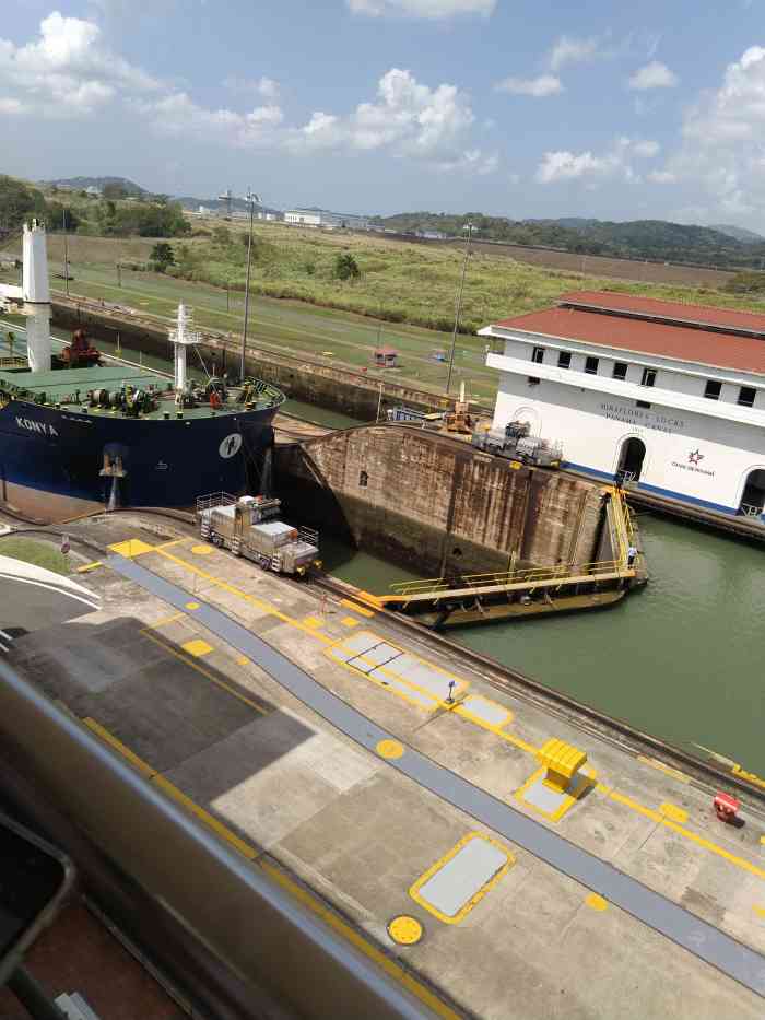 巴拿马城托库门国际机场