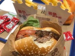 -汉堡王(大连柏威年餐厅店)