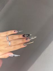 -丽心自助美甲美睫