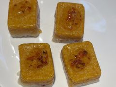 -阿瓦山寨·湘菜现炒·剁椒鱼头王(咸阳总店)