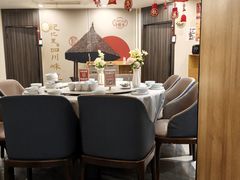 -有红鸡毛店·川菜(建设路店)