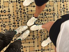 -Onitsuka Tiger(港汇恒隆广场店)