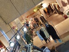 -王府井百货(中州中路店)