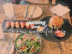 -HIGH FIVE哈福手工汉堡(桂林路店)