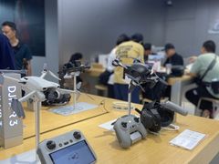 -DJI大疆(深圳华强北曼哈授权体验店)