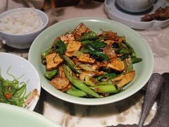 辣椒炒肉-弄堂里(西溪龙湖天街店)