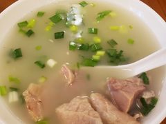 -三两春肚肺汤(崂山路店)
