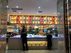 -锤头鲨毛肚海鲜烤肉自助餐厅(国购广场店)