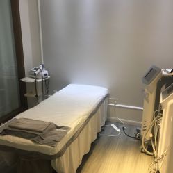 -F.N冻龄皮肤管理中心