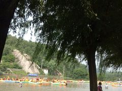 -尧山大峡谷漂流