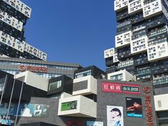 -资和信百货商场