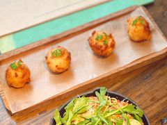 -Brut Eatery Wine Bar & Restaurant (建国东路店)