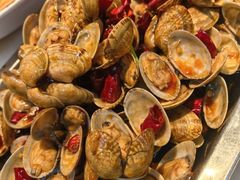 -喝丢一只鞋海鲜烧烤(市场店)