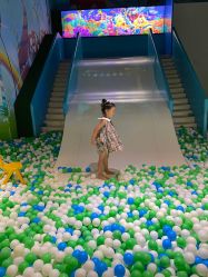 -哆啦爱梦儿童乐园(住邦城市广场店)